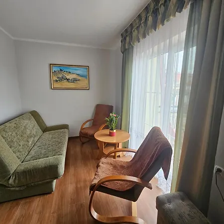 Sloneczko Apartmán Dźwirzyno